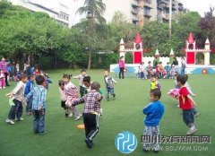 公辦園難進(jìn)，家長(zhǎng)普遍擔(dān)心上不起幼兒園