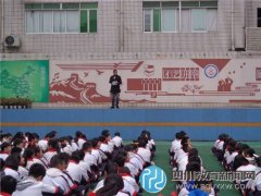 西北中學(xué)成功舉行消防疏散演練