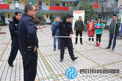 冉義派出所民警走進冉義小學(xué) 開展防爆反