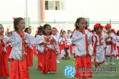 龍泉驛區(qū)元迪龍華幼兒園：國學(xué)傳經(jīng)典，